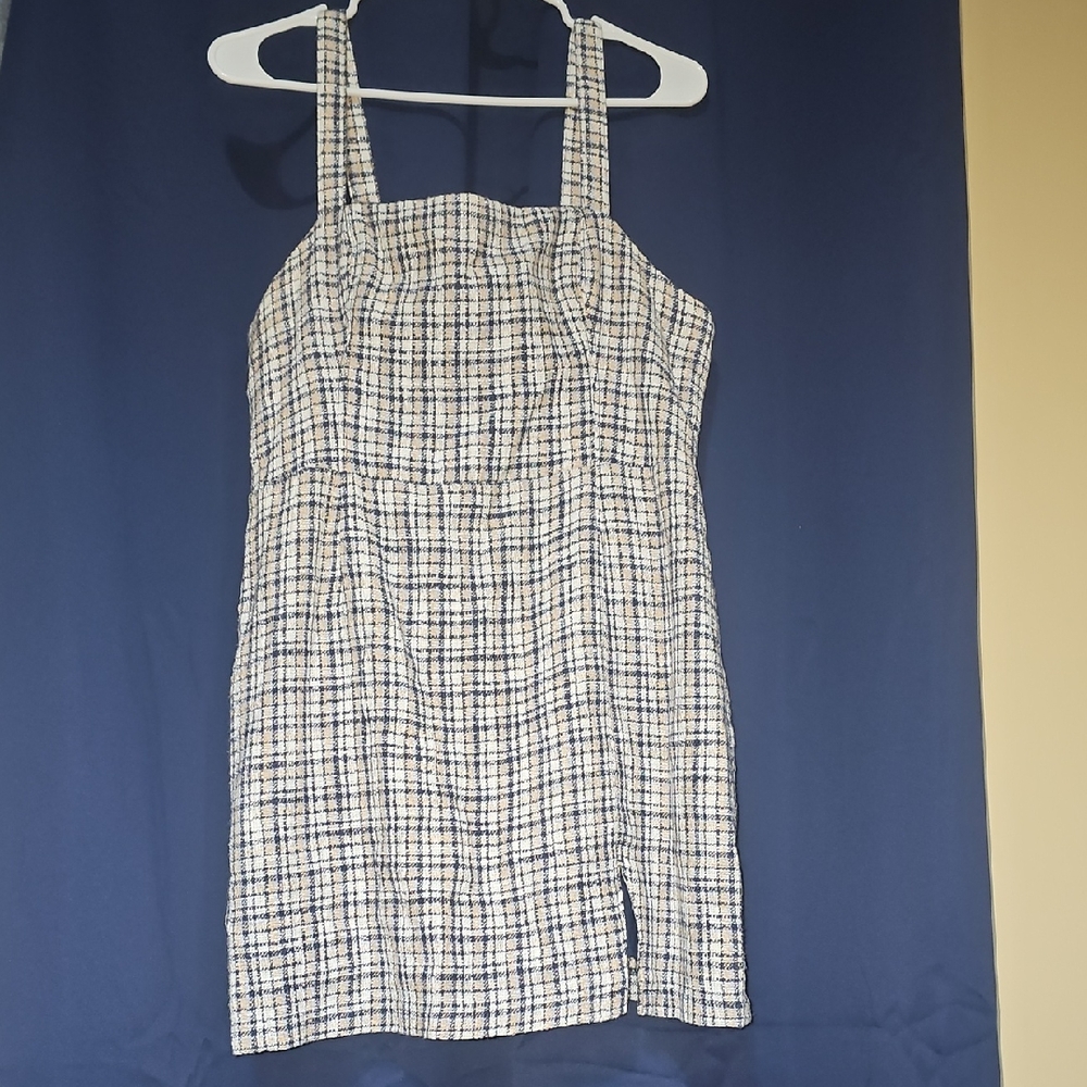 Abercrombie & Fitch Black and White Sheath Mini Dress